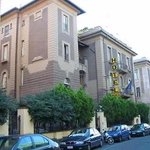 https://hotel-daniela-rome.it-romehotels.com
