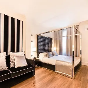 House 4* Verona